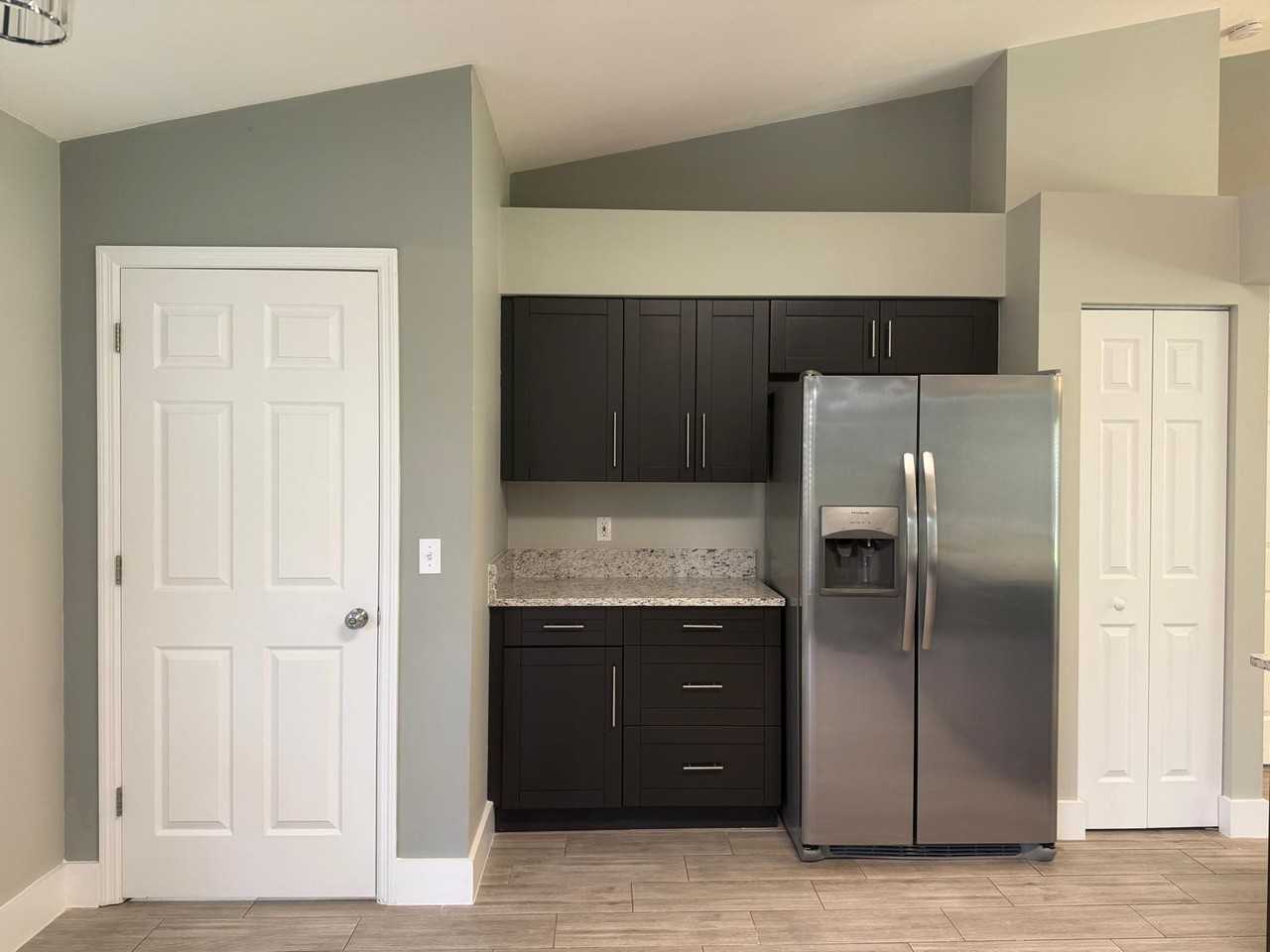 7614 Sw 49th Pl #NA - Photo 2 of 20