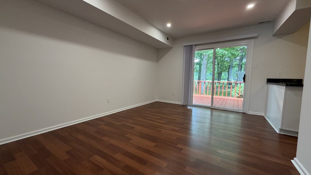 4124 Salford Ct #NA - Photo 4 of 28