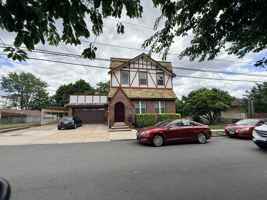 featured image of 182 Farnham Ave #TOPFL