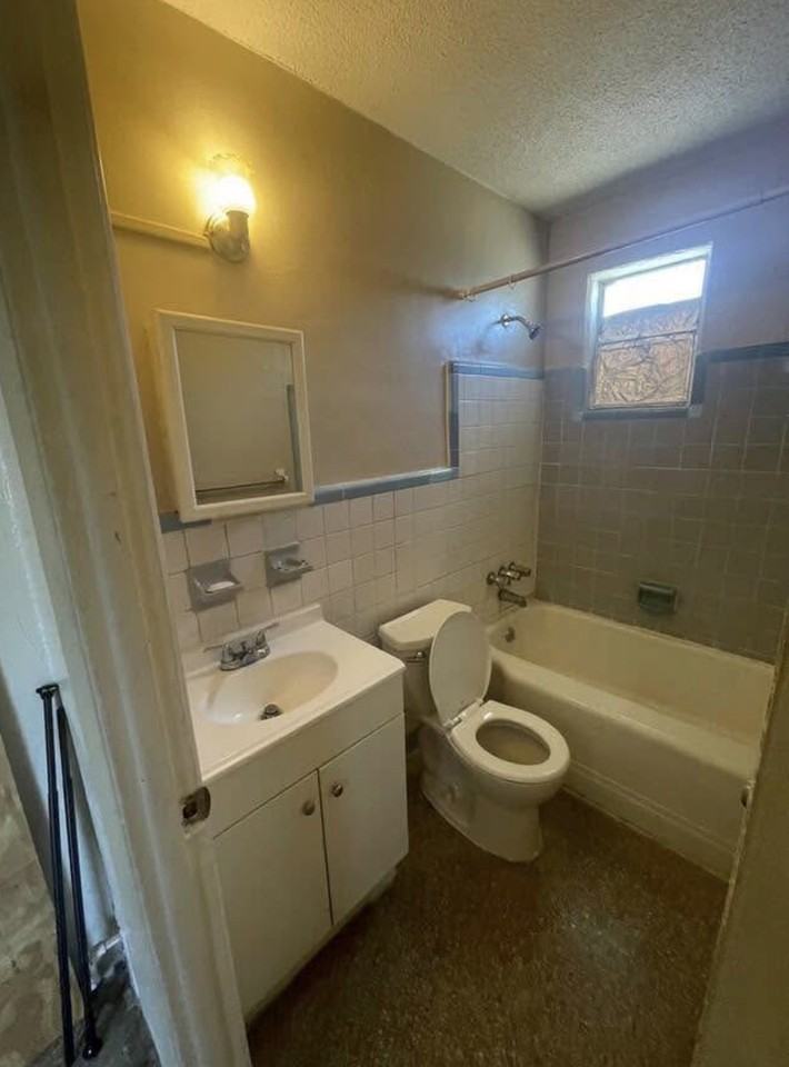 708 Orange Ave #1 - Photo 2 of 3