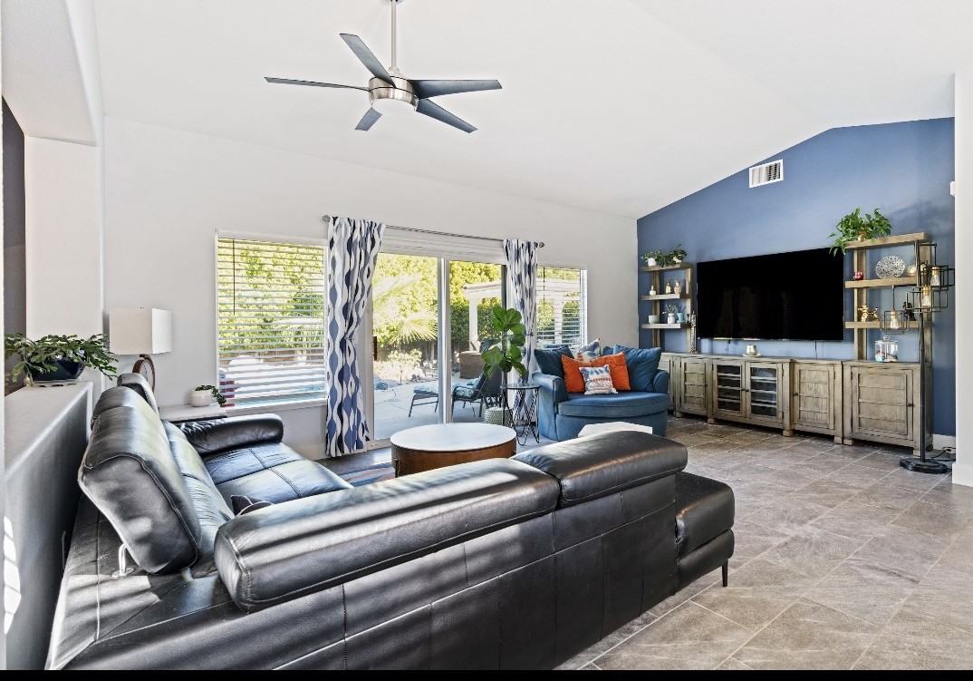 664 E Lily St #NA - Photo 5 of 20