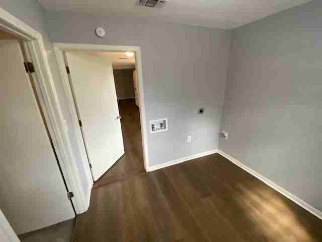 111 S Canton St #NA - Photo 5 of 11