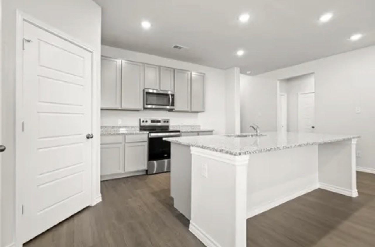 5041 Wellborn Rd #NA - Photo 4 of 14