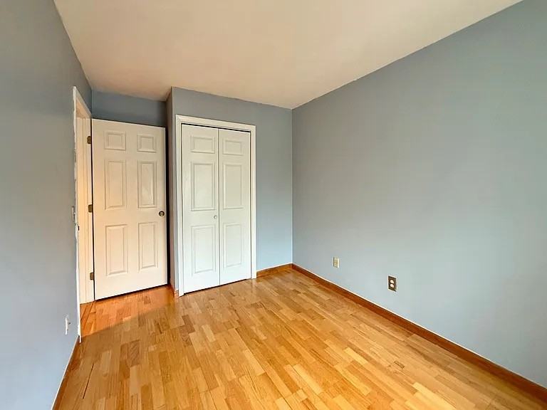 107 Glen Side - Photo 2 of 17