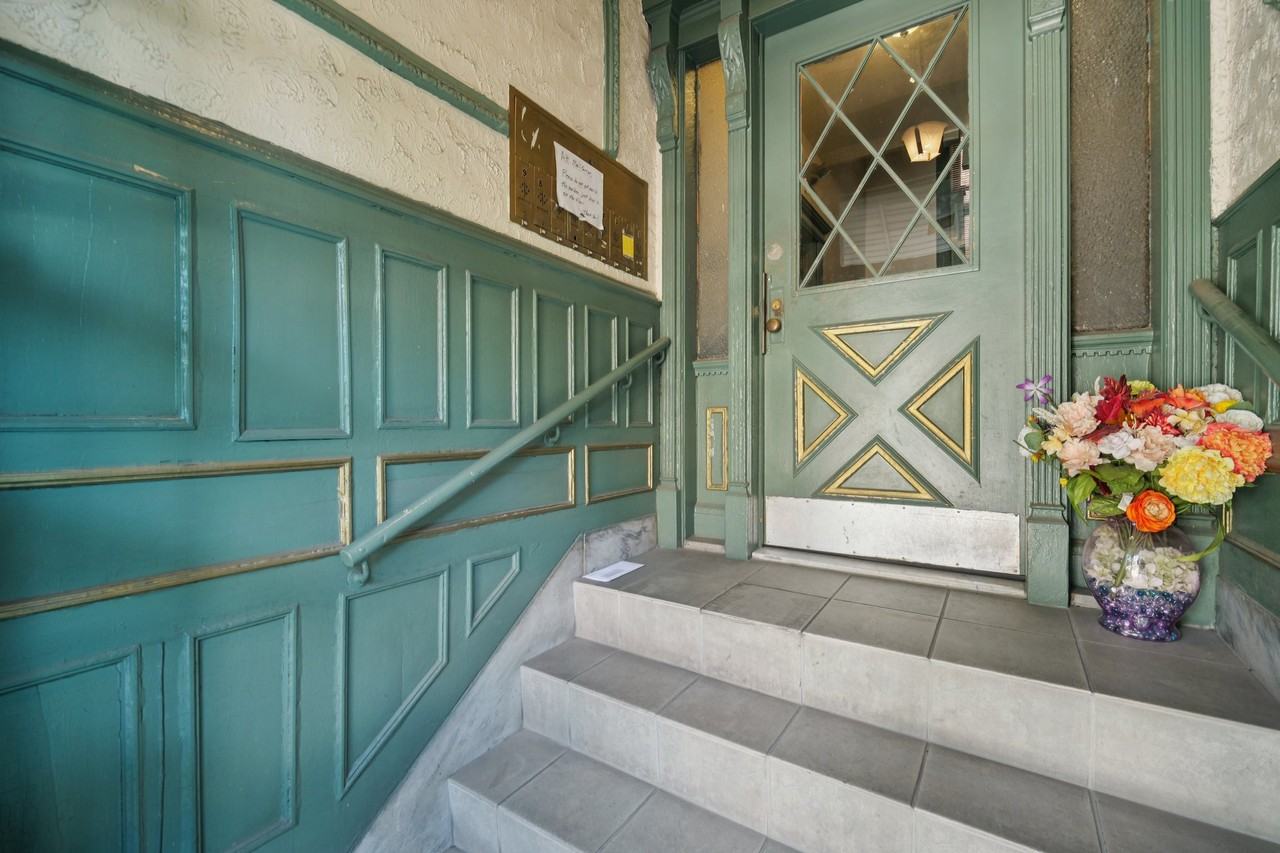 46 Broadway #3 - Photo 7 of 10