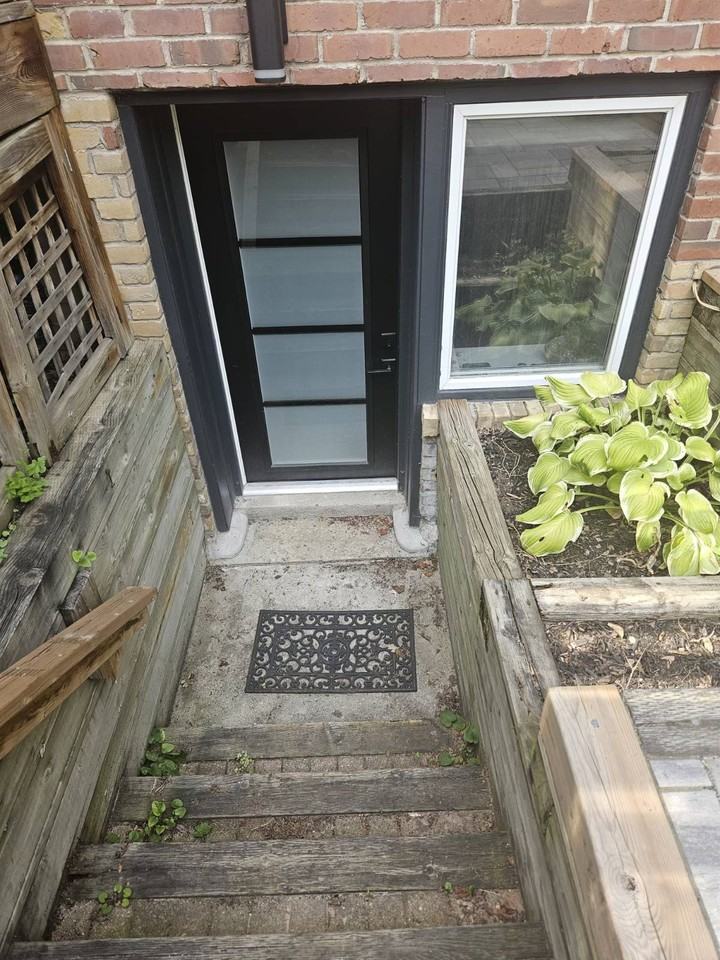 10 Wroxeter Avenue - Photo 3 of 19