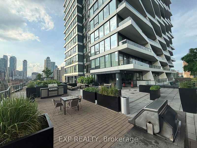 85 Wood St - Photo 2 of 11