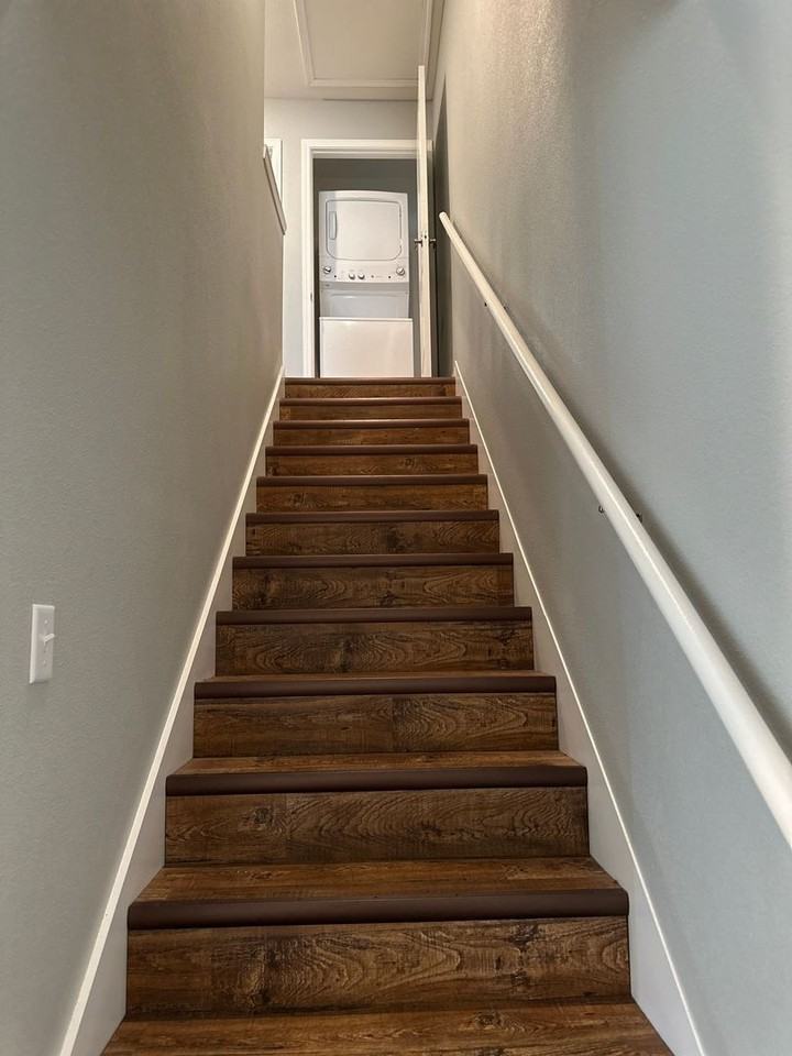 Charleston Town Houses - Photo 7 of 25