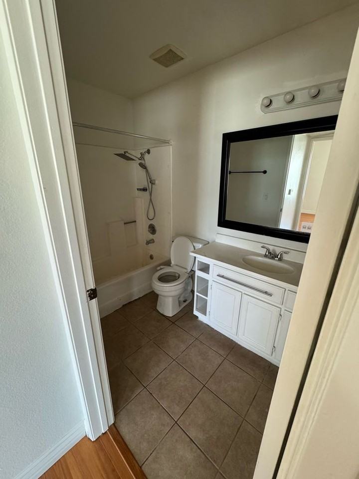 Wilton Apartments, LLC - Photo 7 of 17