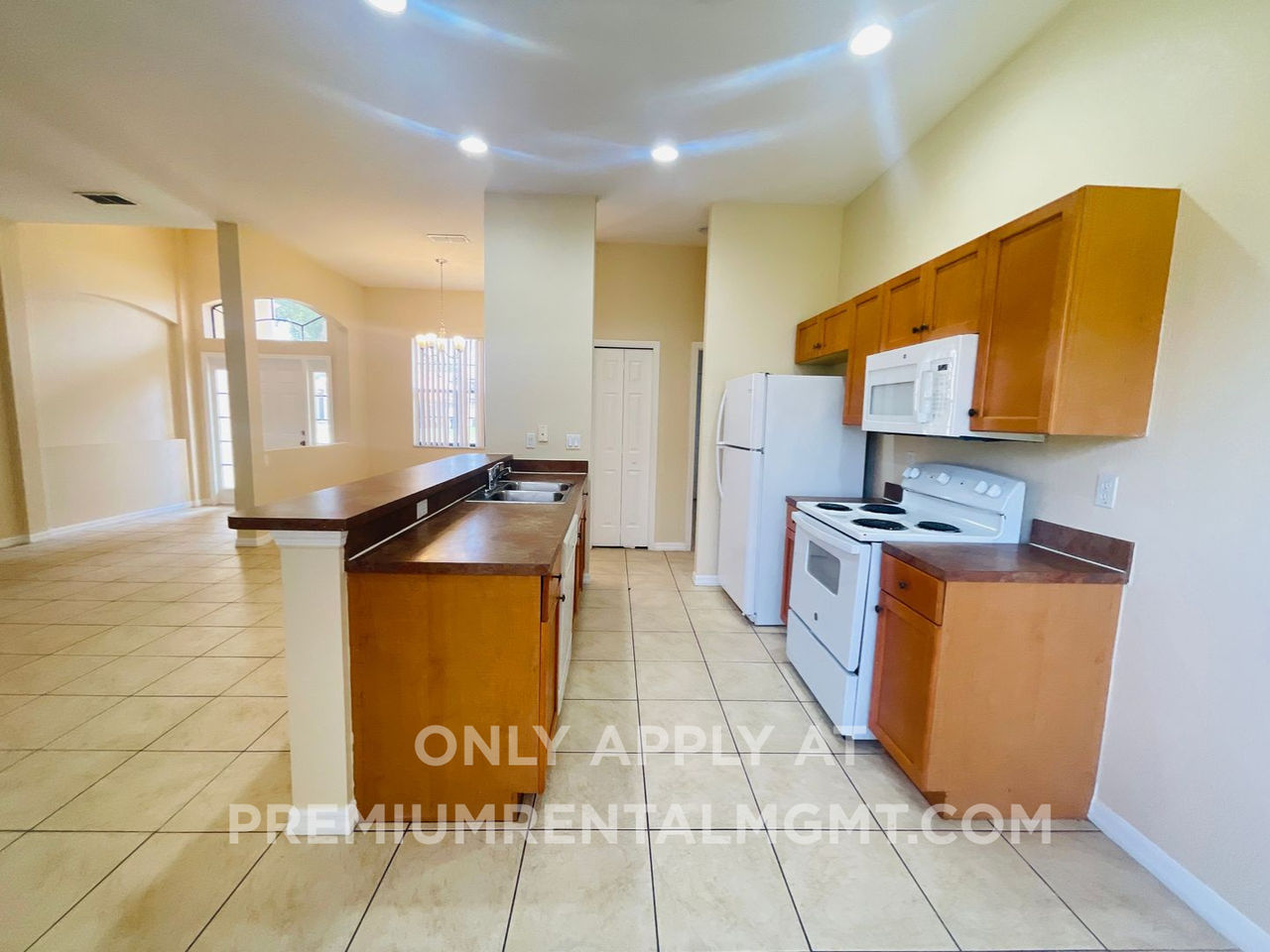 404 Cinnamon Dr - Photo 2 of 19