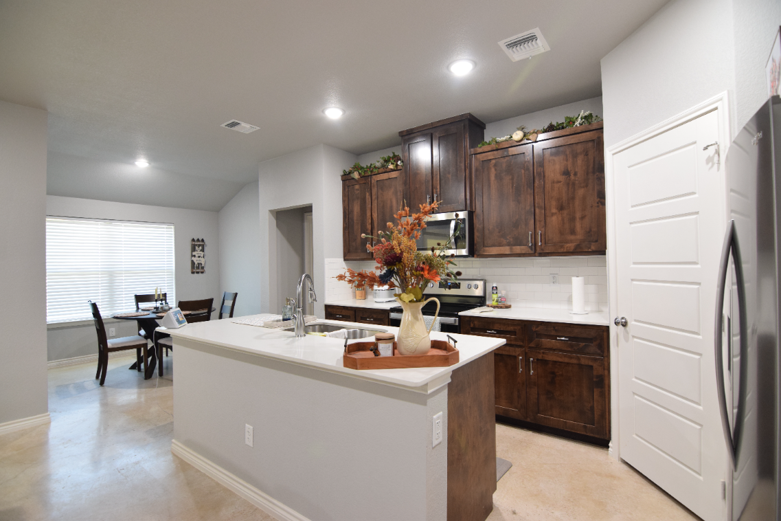 1464 Dryden Ave #NA - Photo 5 of 20