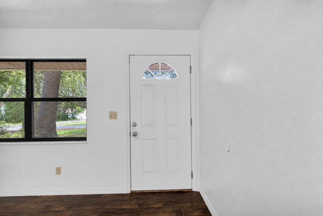 62 Teak Loop - Photo 3 of 32