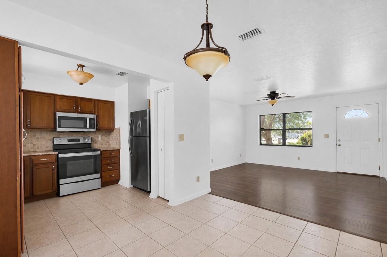 62 Teak Loop - Photo 7 of 32