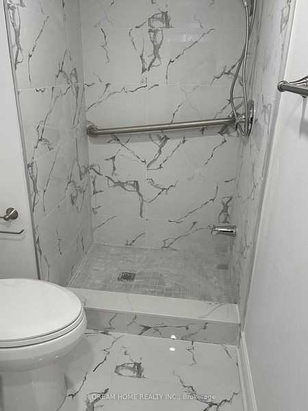 262 Clinton St - Photo 7 of 7