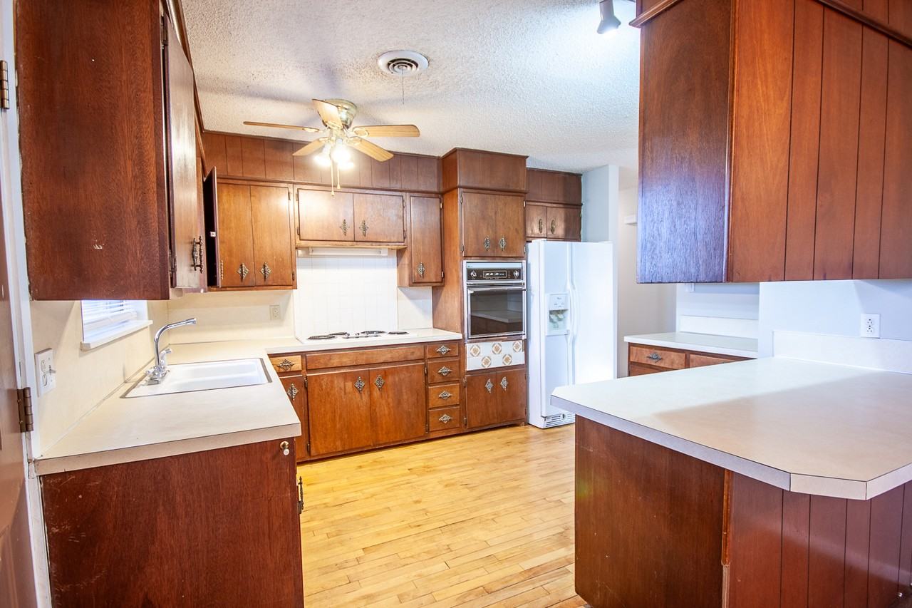 2040 Gerry Dr #NA - Photo 5 of 15