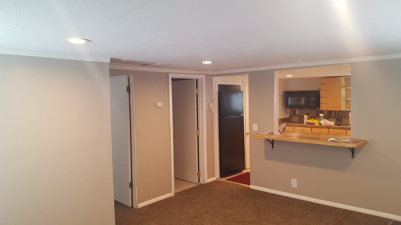 230 7th St #NA - Photo 3 of 6