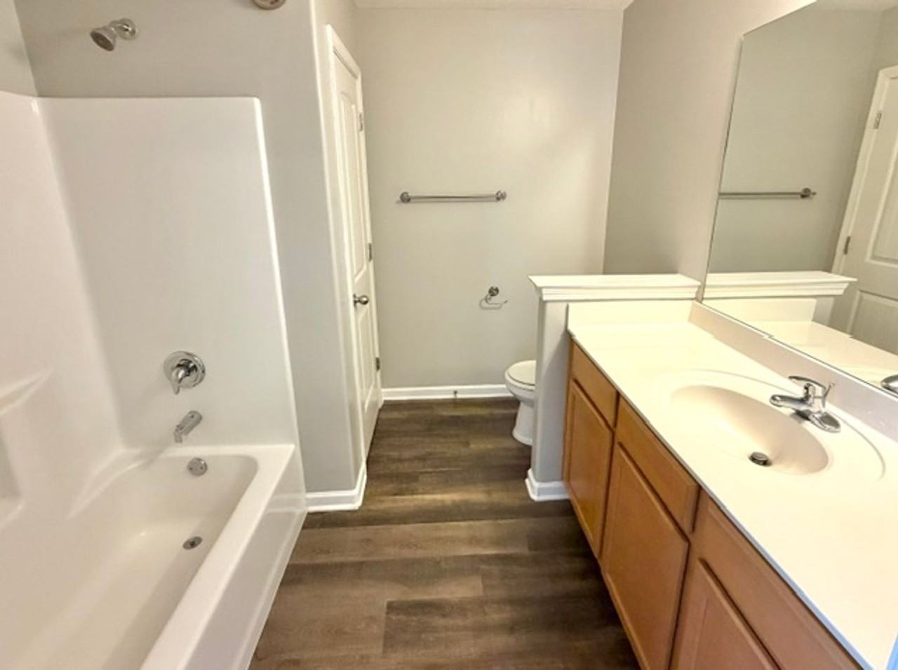 1039 Crayton Ridge Dr - Photo 6 of 9