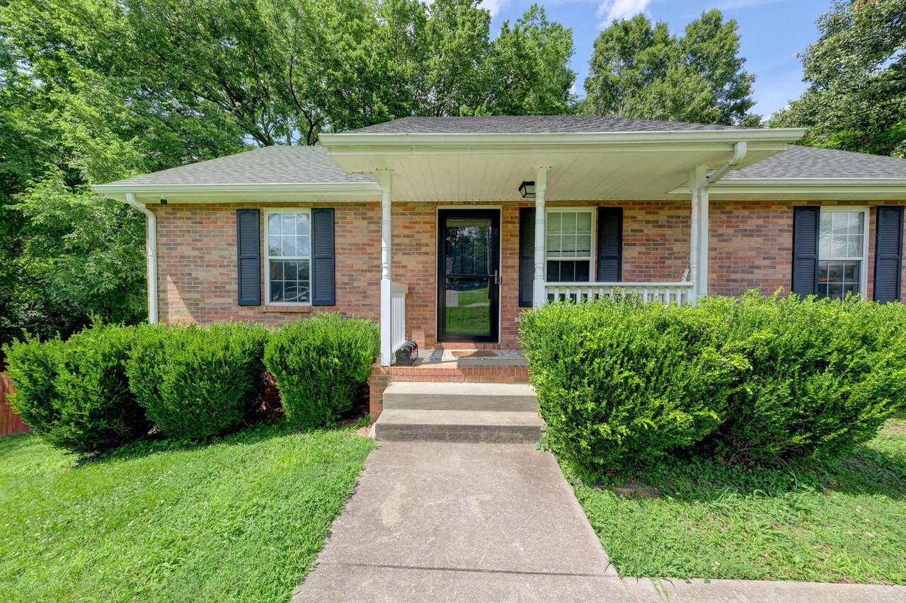 3253 N Senseney Cir - Photo 4 of 50