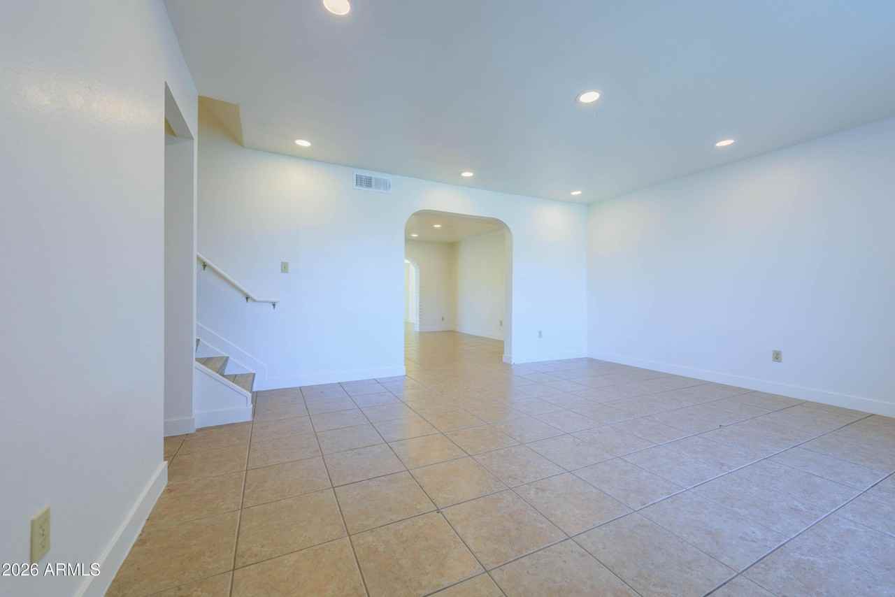 4558 N 15th Ave - Photo 6 of 49