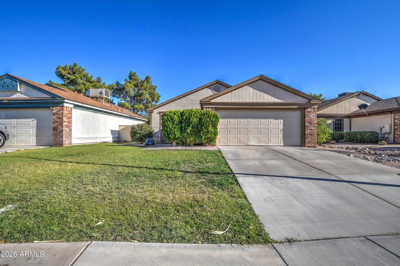 815 E Calle Del Norte - Photo 3 of 39