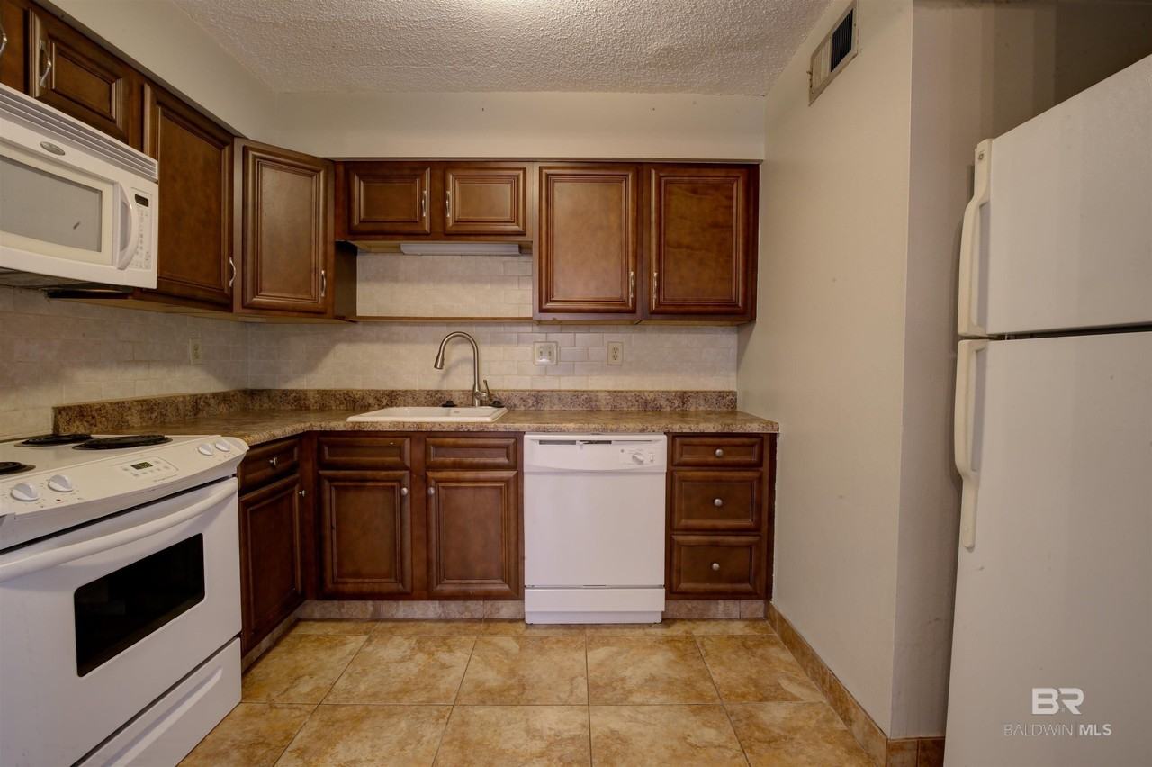 207 S Mobile St #114 - Photo 5 of 10