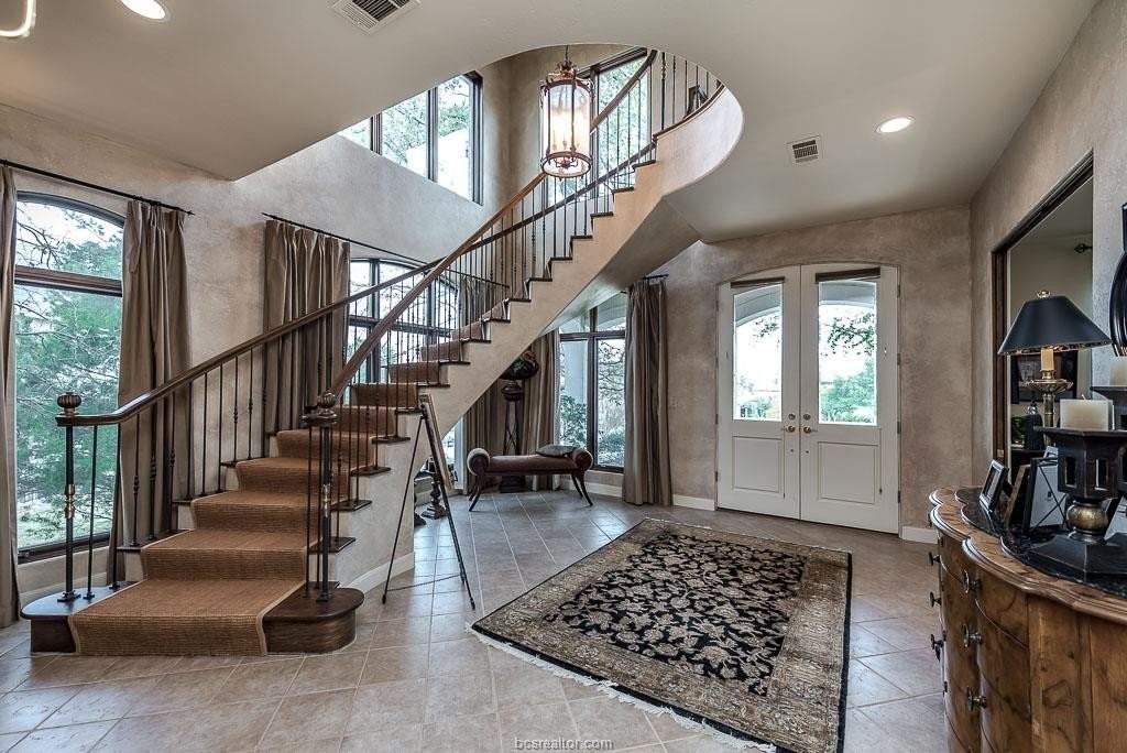 4763 Stonebriar Cir - Photo 2 of 21