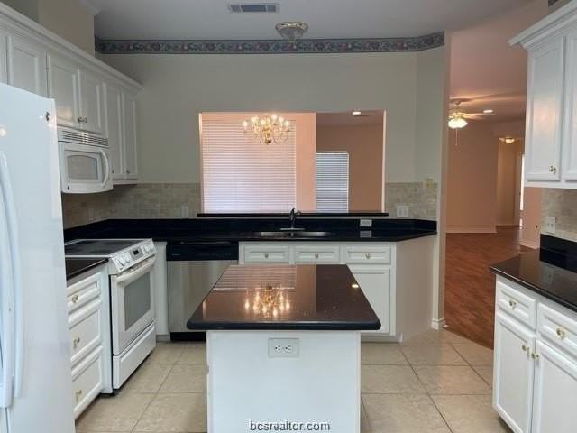 205 Landsburg Ct - Photo 4 of 26