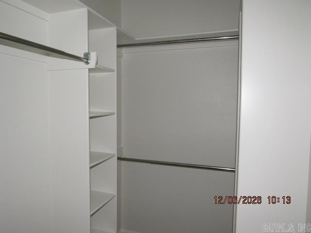 2135 Hickory St - Photo 7 of 12