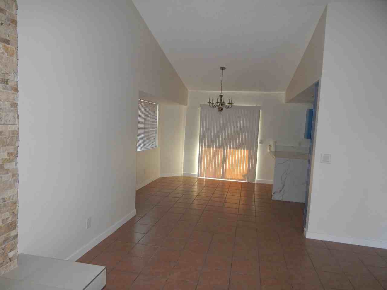 68175 Encinitas Rd - Photo 5 of 16