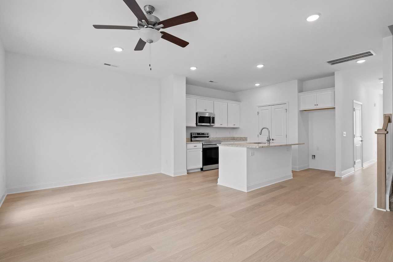 8755 James Creek Dr - Photo 2 of 27