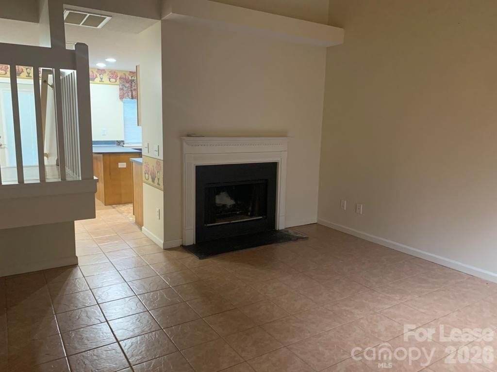 5745 Prescott Ct - Photo 3 of 16