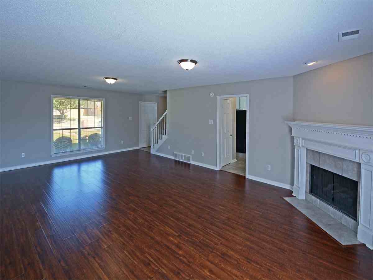 4239 Barren Brook Dr - Photo 4 of 17
