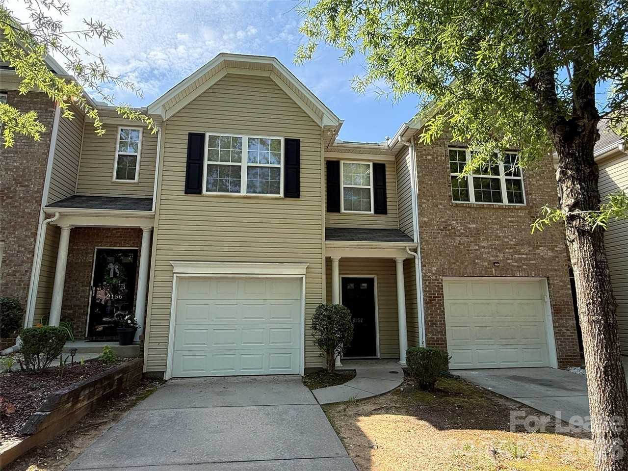 2152 Whispering Way