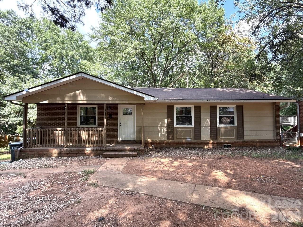 9411 Loblolly Ln