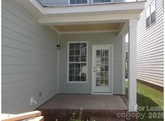 10519 Royal Winchester Dr - Photo 3 of 25