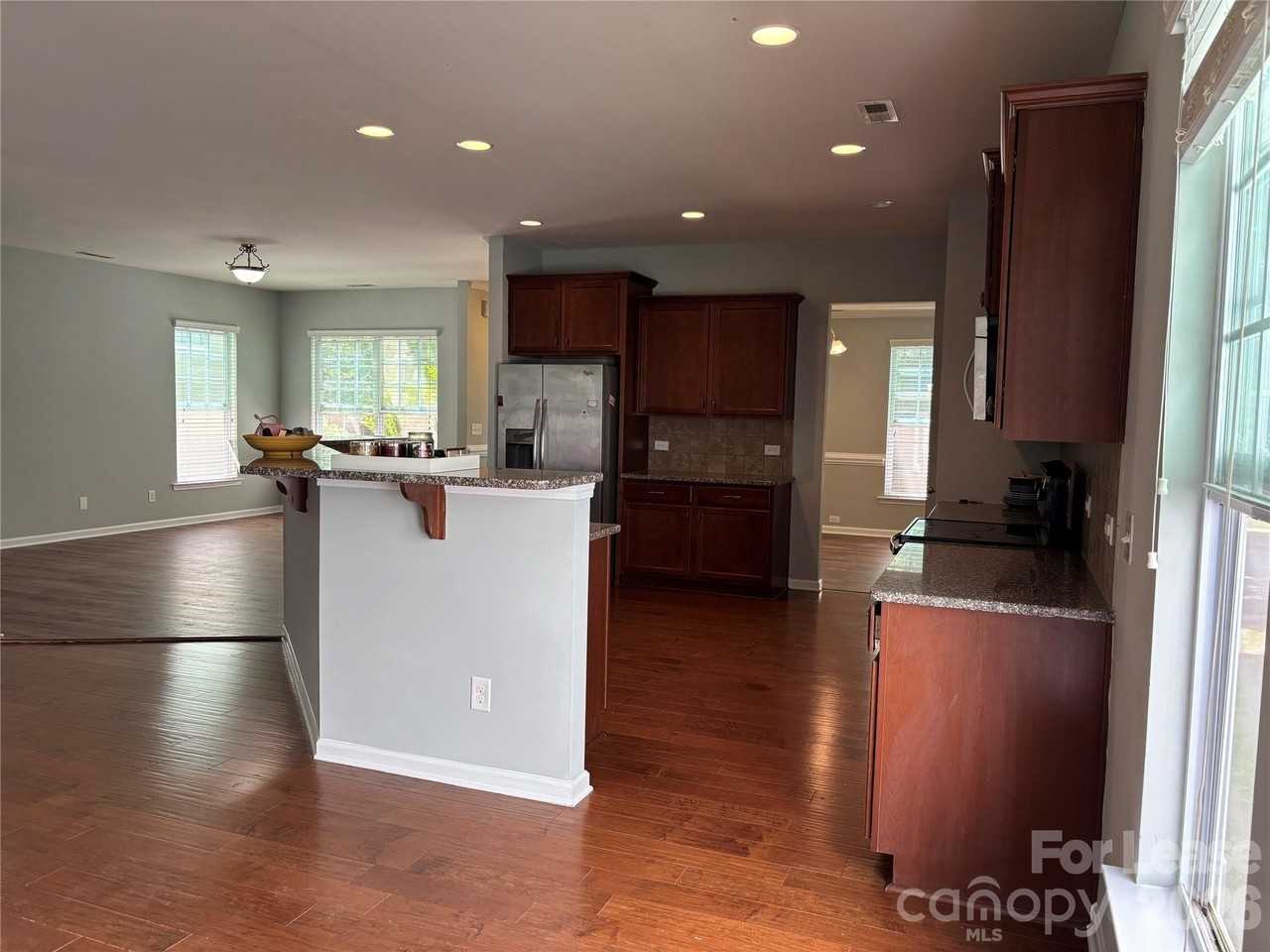 10519 Royal Winchester Dr - Photo 7 of 25