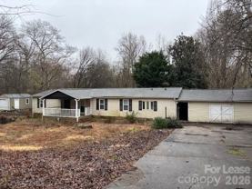 244 Salemview Rd - Photo 1 of 1