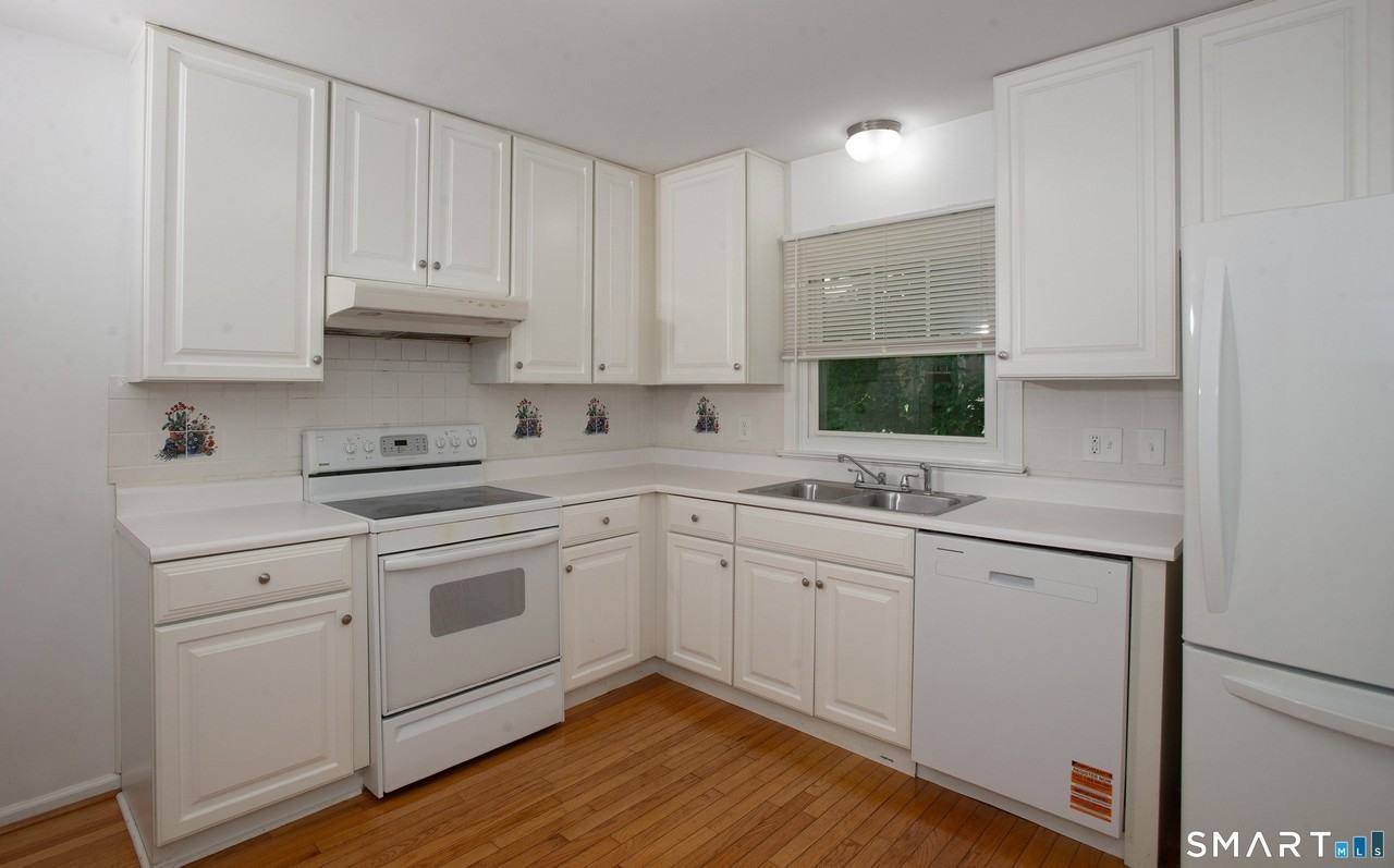 172 East Ave #174 - Photo 6 of 12