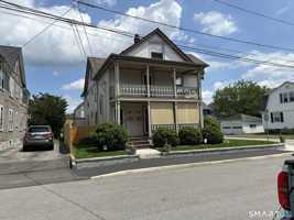 featured image of 76 Lorenzo St