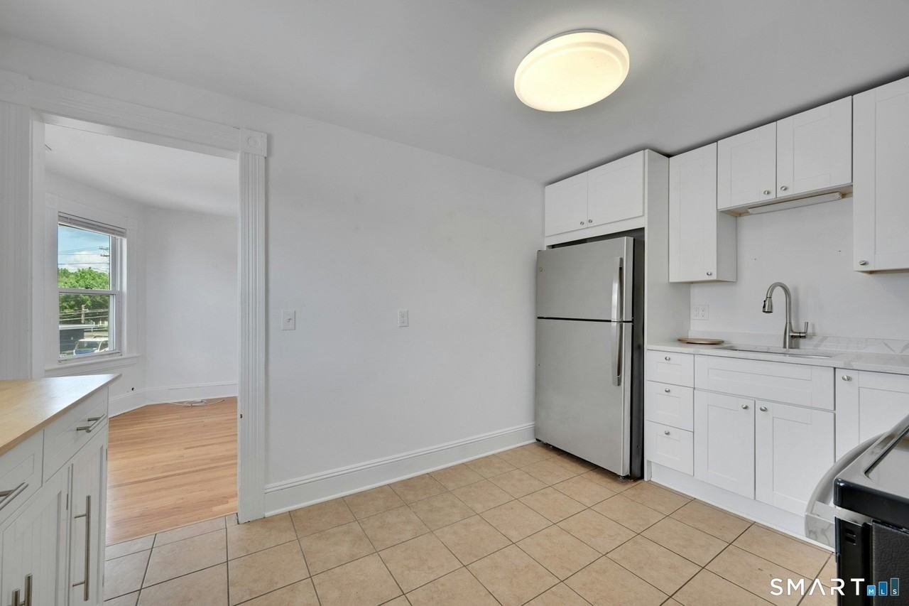 125 Tunxis Hill Rd - Photo 4 of 20
