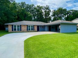 featured image of 1331 Knollhaven Dr