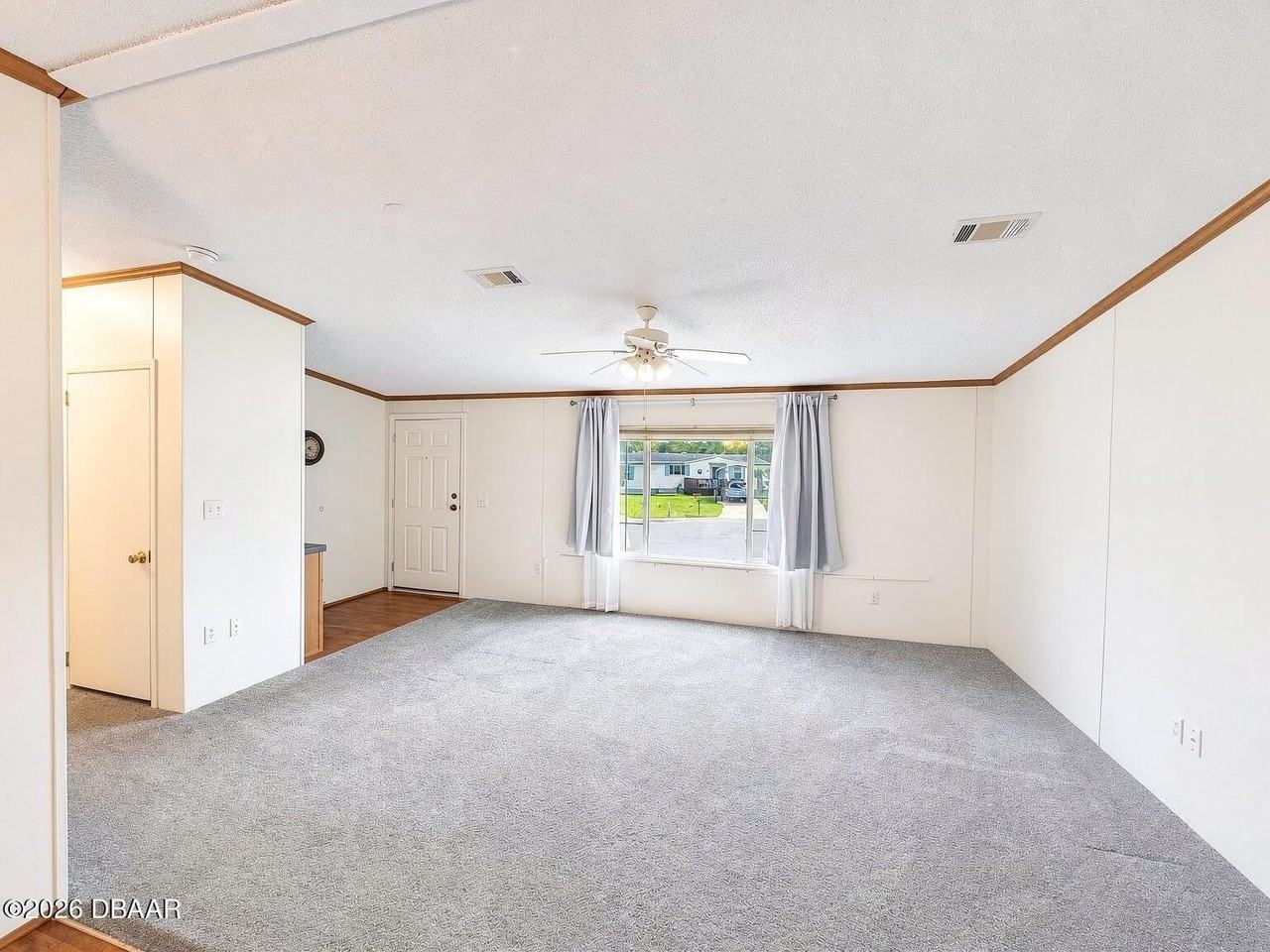33 Cherrywood Ct - Photo 2 of 11