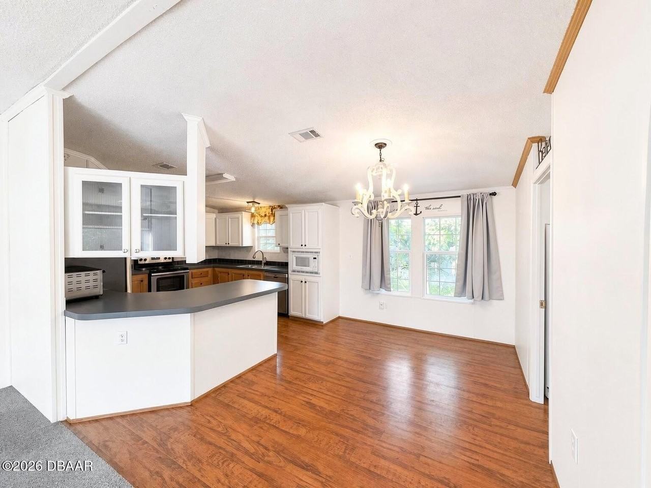 33 Cherrywood Ct - Photo 3 of 11