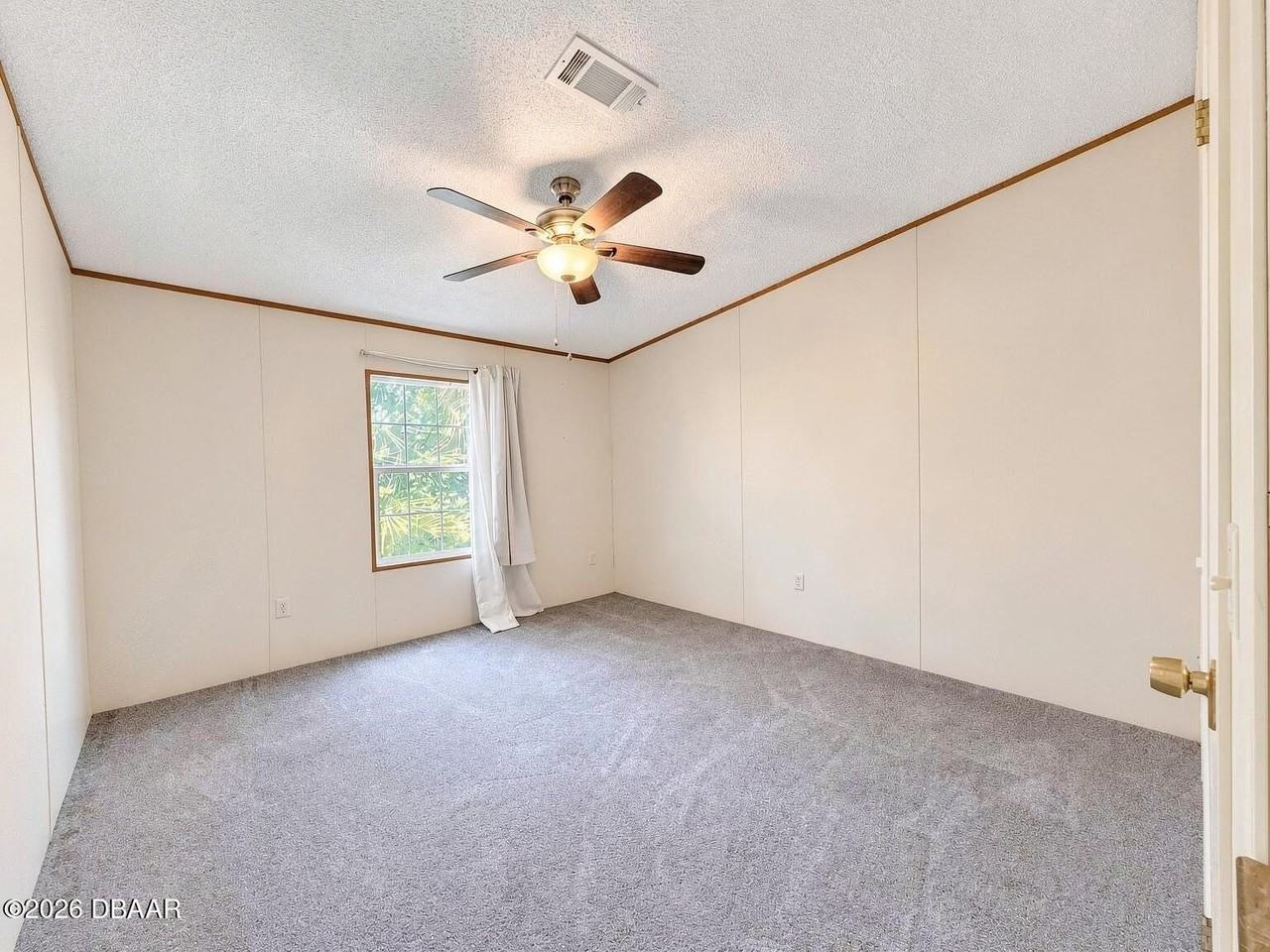 33 Cherrywood Ct - Photo 7 of 11