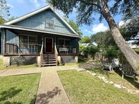 1609 W 11th St - Photo 1 of 1