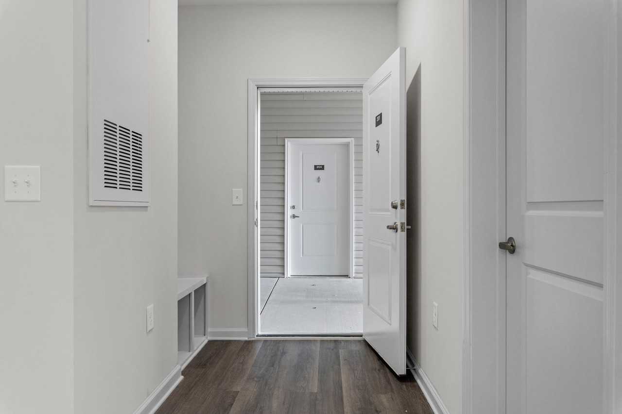230 Grove Cir - Photo 2 of 30