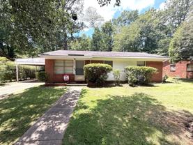 1826 Pinecrest Dr - Photo 1 of 1
