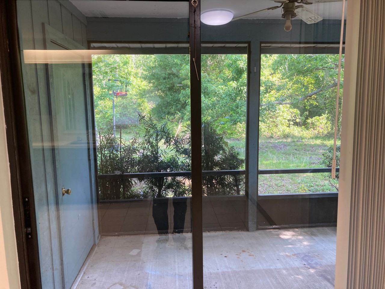 356 Cocoa Ct - Photo 3 of 8