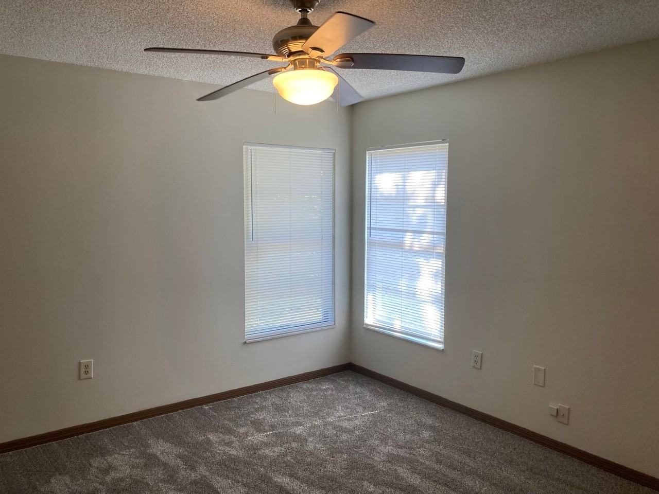 356 Cocoa Ct - Photo 7 of 8