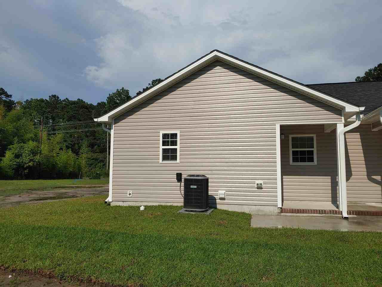 419 Belgrade Swansboro Rd - Photo 2 of 17